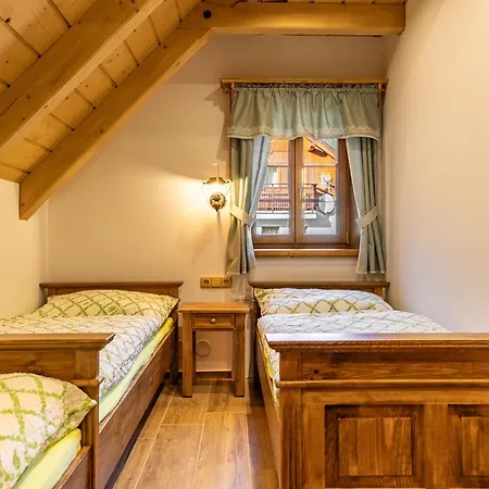 Drevenka Pod Strani Chalet