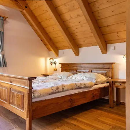 Horská chata Dřevěnka Pod Strání